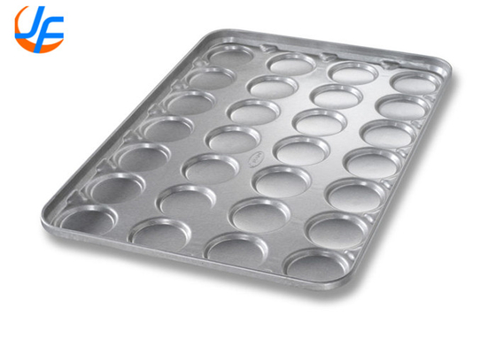 RK Bakeware China Foodservice 42495 Chicago Metalen Aluminiumstaal 24 Vorm 1.95 oz.