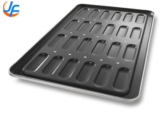 RK Bakeware China-52435 Gelaste Nonstick 18 Mould Aluminisated Steel Hot Dog Bun Pan Tray