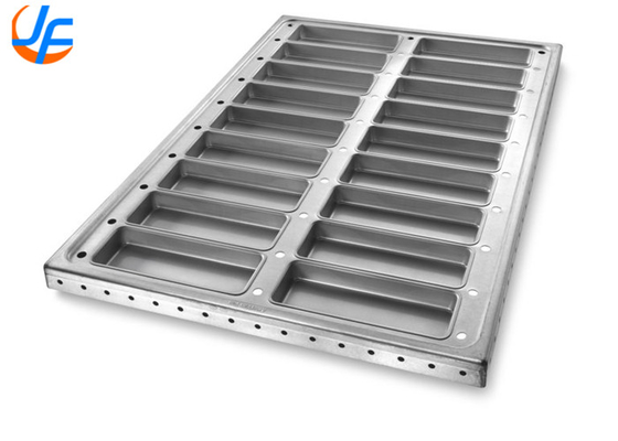 RK Bakeware China-52435 Gelaste Nonstick 18 Mould Aluminisated Steel Hot Dog Bun Pan Tray