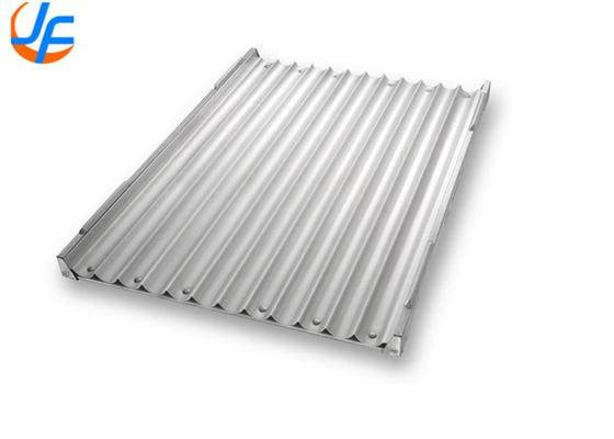 RK Bakeware China Foodservice 42465 Commercial 32 Mould Glazed Aluminized Steel Clustered Hot Dog Bun Pan