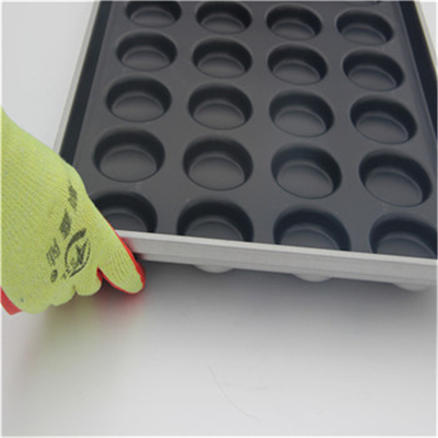 RK Bakeware China Foodservice 2,5 inch Nonstick Mini Hamburger Bun Tray