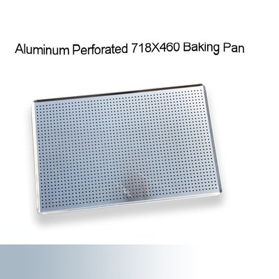 Rk Bakeware China-Swt406 &amp; Swt455 Nonstick Aluminium Flat Perforated Baking Tray Swage Edge Voor Australië Bakkerij