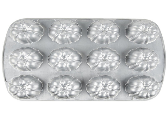 RK Bakeware China Foodservice NSF 12 Compartment Bundtlette Aluminium Muffin Cake Pan Commerciële kwaliteit