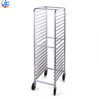 RK Bakeware China-40 Pan End Load Gesloten Bun / Sheet Pan Rack - Samengesteld